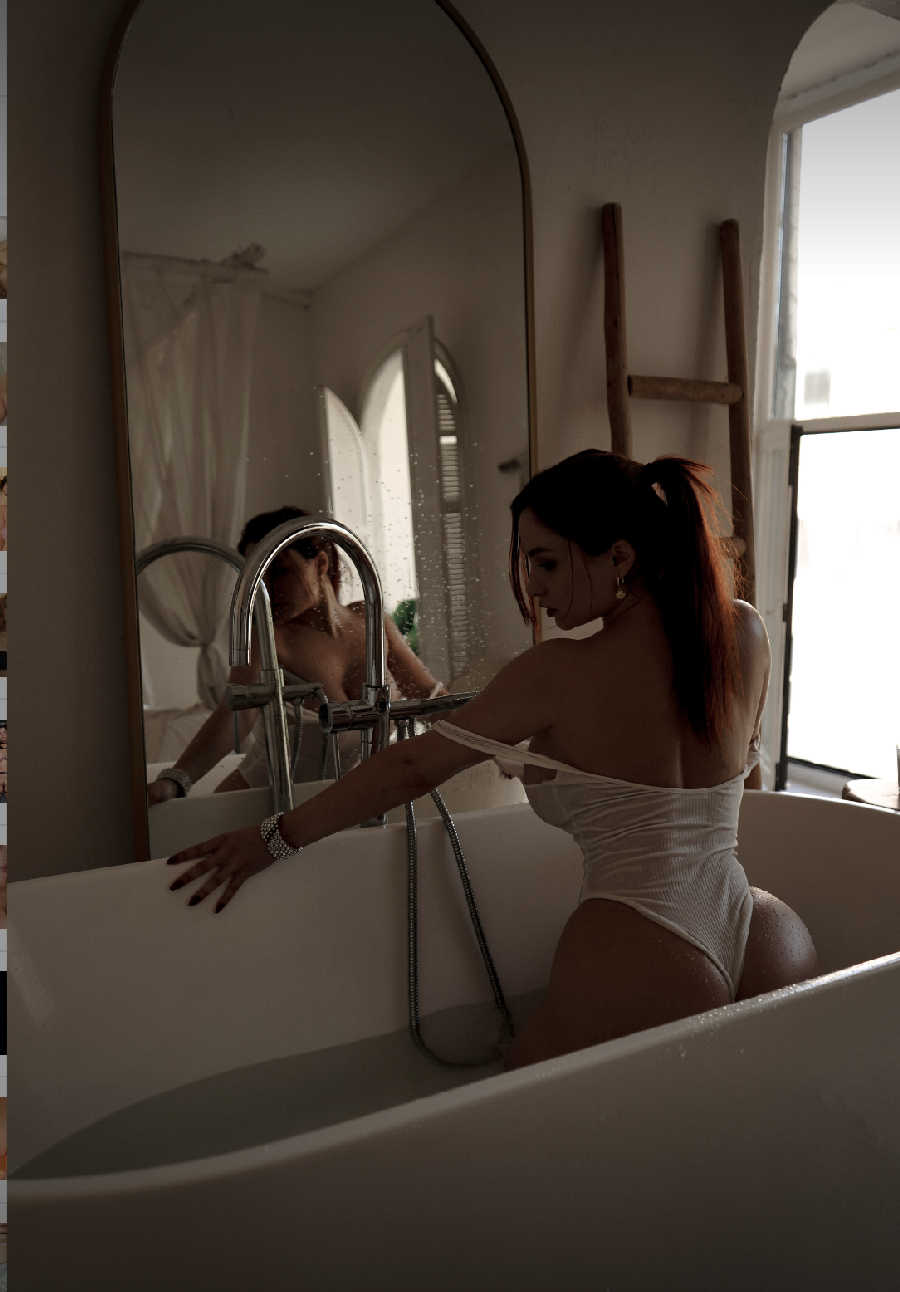 A playful frame from Miranda Faith nude — online in Ouagadougou